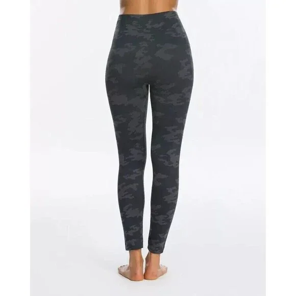 SPANX Black Camo Leggings NWT - Picture 6 of 10